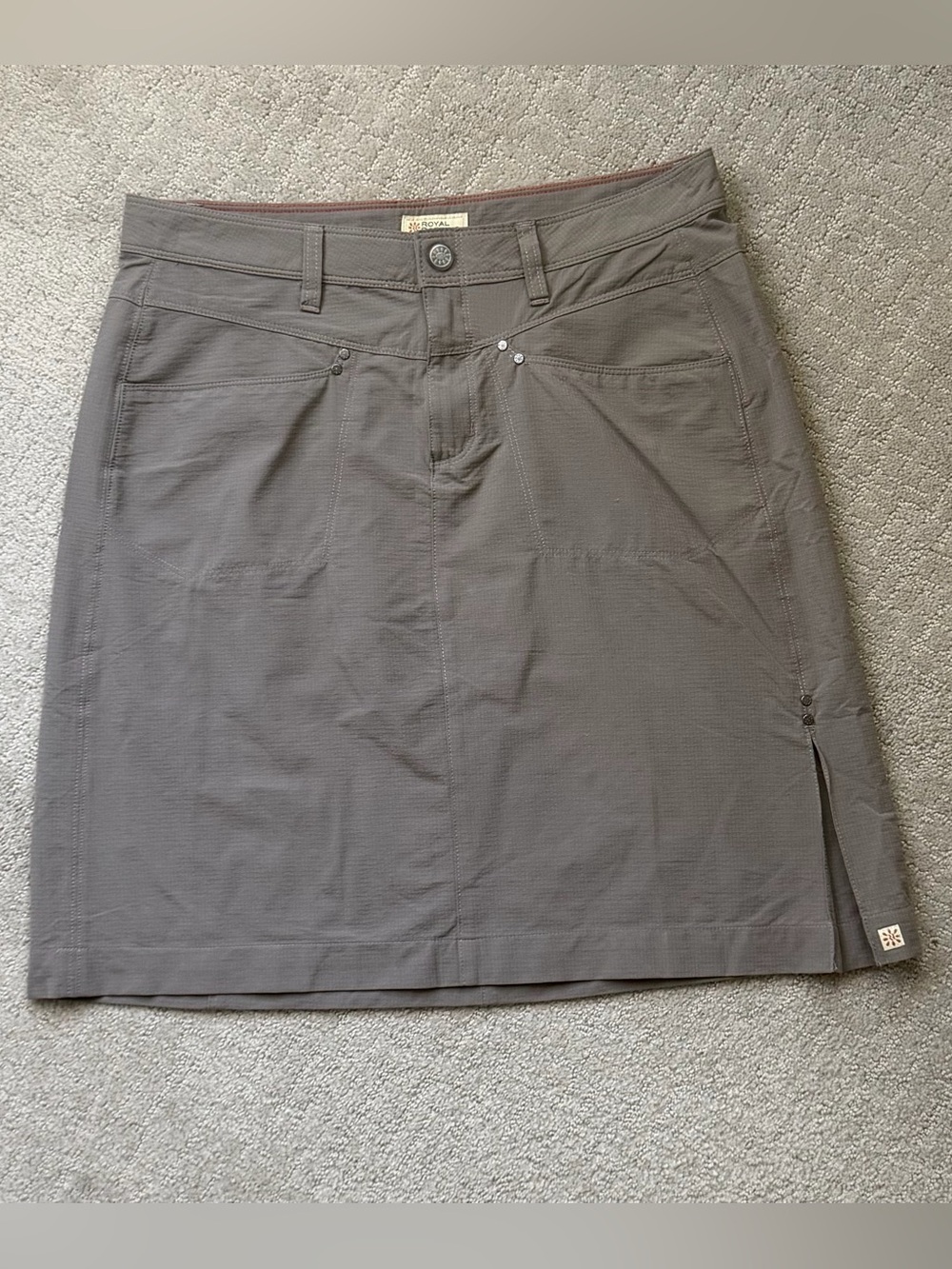 Royal Robbins Stretch Skirt - great for travel! Taupe - Size 8